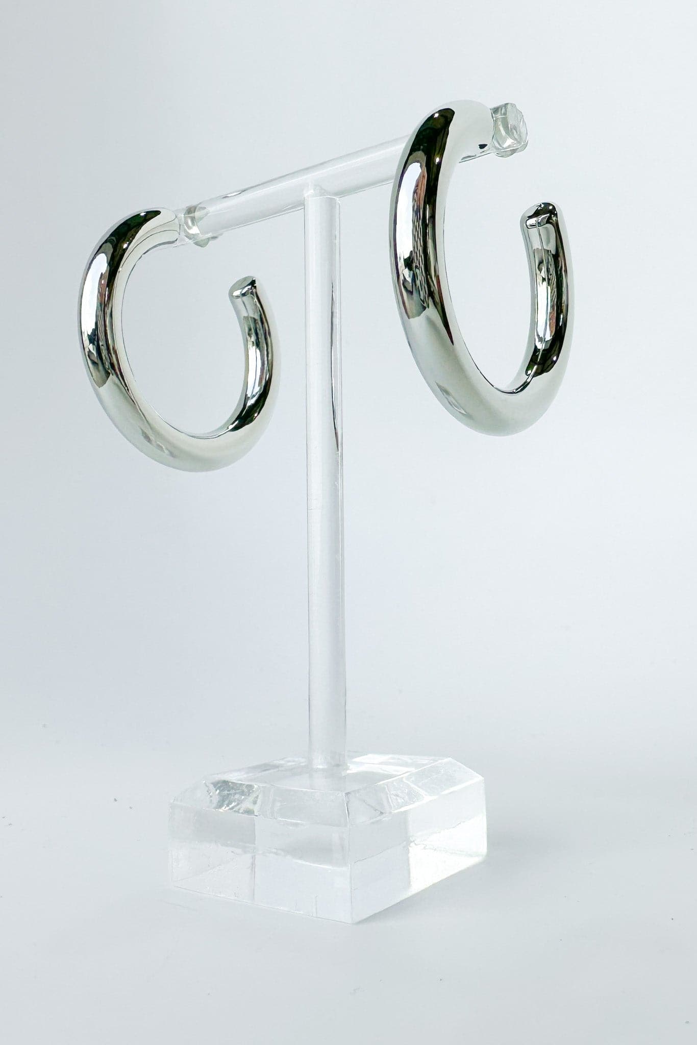 Silver Iconic Entrance Chunky Hoop Earrings | PREORDER - kitchencabinetmagic