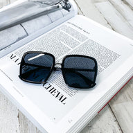 Black/Black Main Frame Oversized Gradient Sunglasses - kitchencabinetmagic