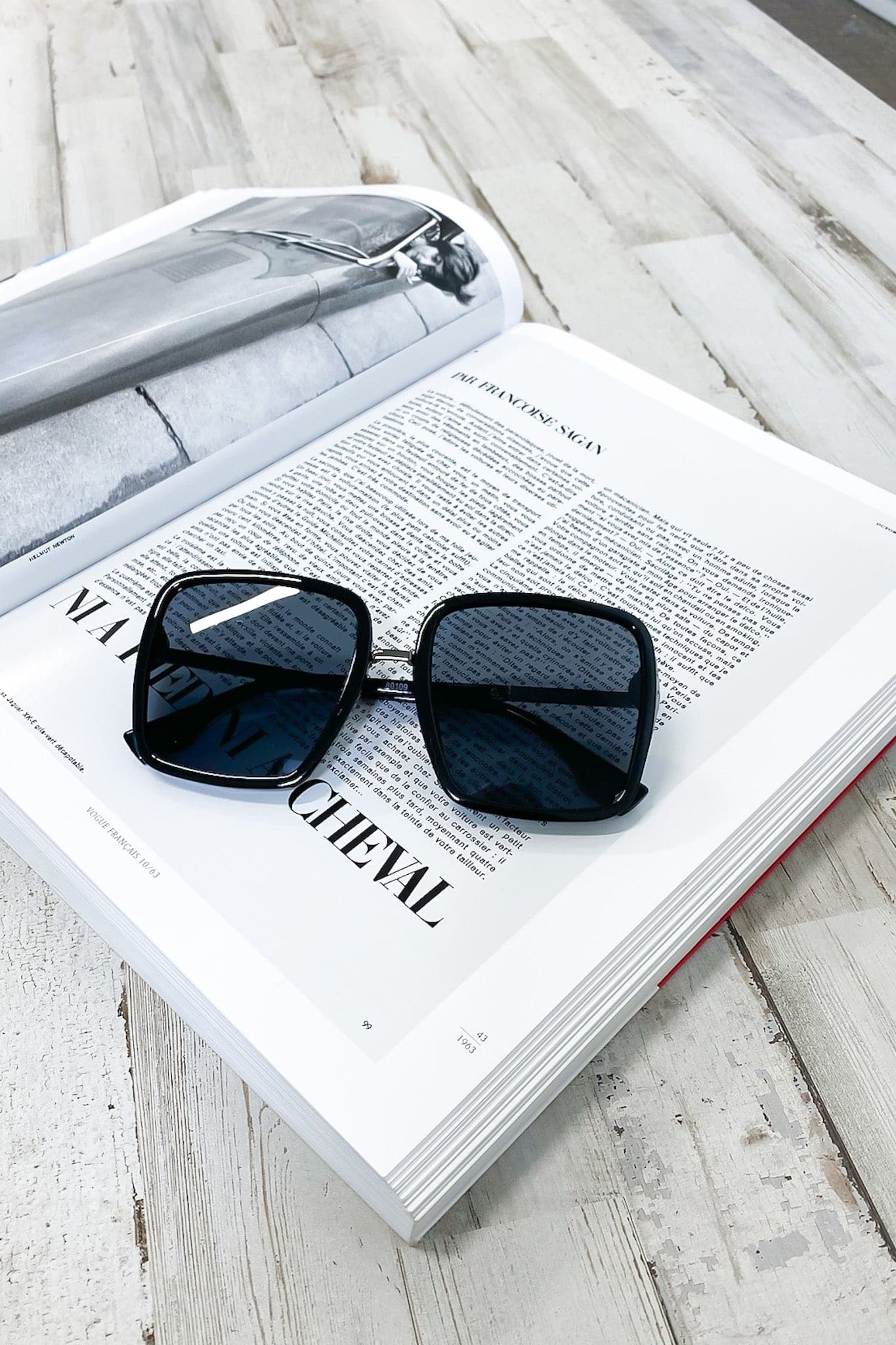 Black/Black Main Frame Oversized Gradient Sunglasses - kitchencabinetmagic