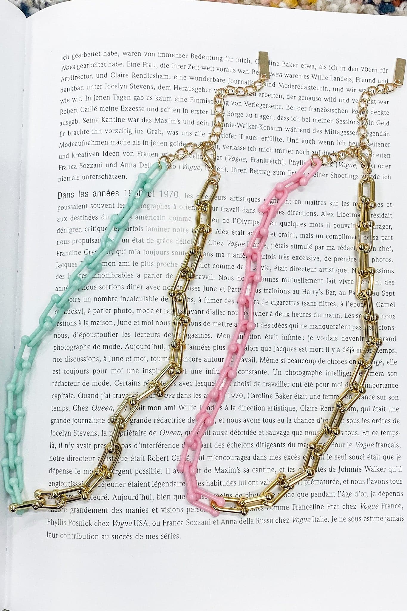  Noelia Acrylic Color Chain Necklace - FINAL SALE - kitchencabinetmagic