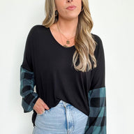 S / Hunter Green Remarkable Moment Plaid Contrast Sleeve Top | CURVE - FINAL SALE - kitchencabinetmagic