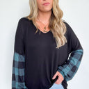  Remarkable Moment Plaid Contrast Sleeve Top | CURVE - FINAL SALE - kitchencabinetmagic