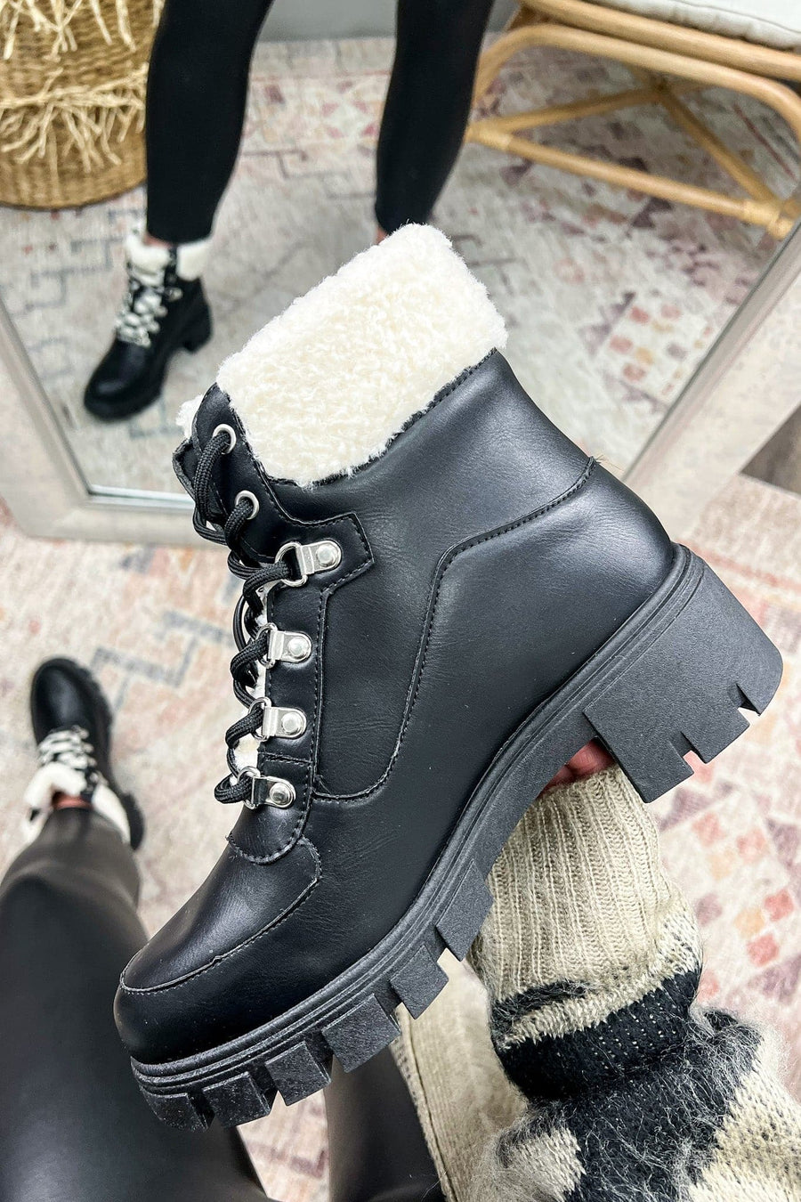 Black / 6 Settle into Cozy Lace Up Boots - kitchencabinetmagic