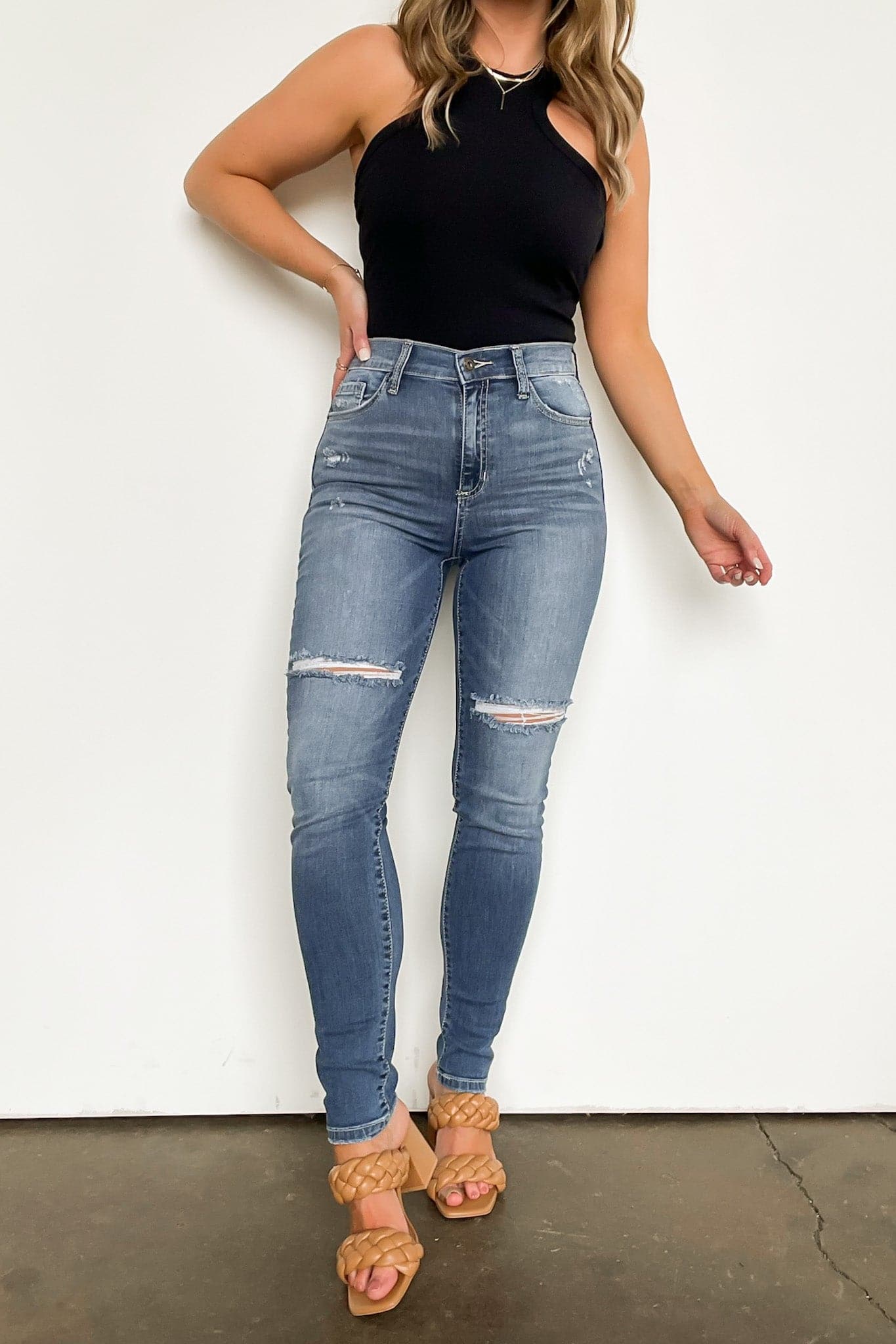  Zaydah Distressed Knee Skinny Jeans - kitchencabinetmagic