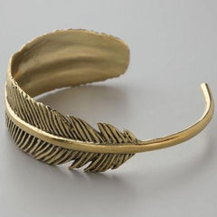 https://westcoastcg.com/collections/bracelets/products/varuna-bracelet