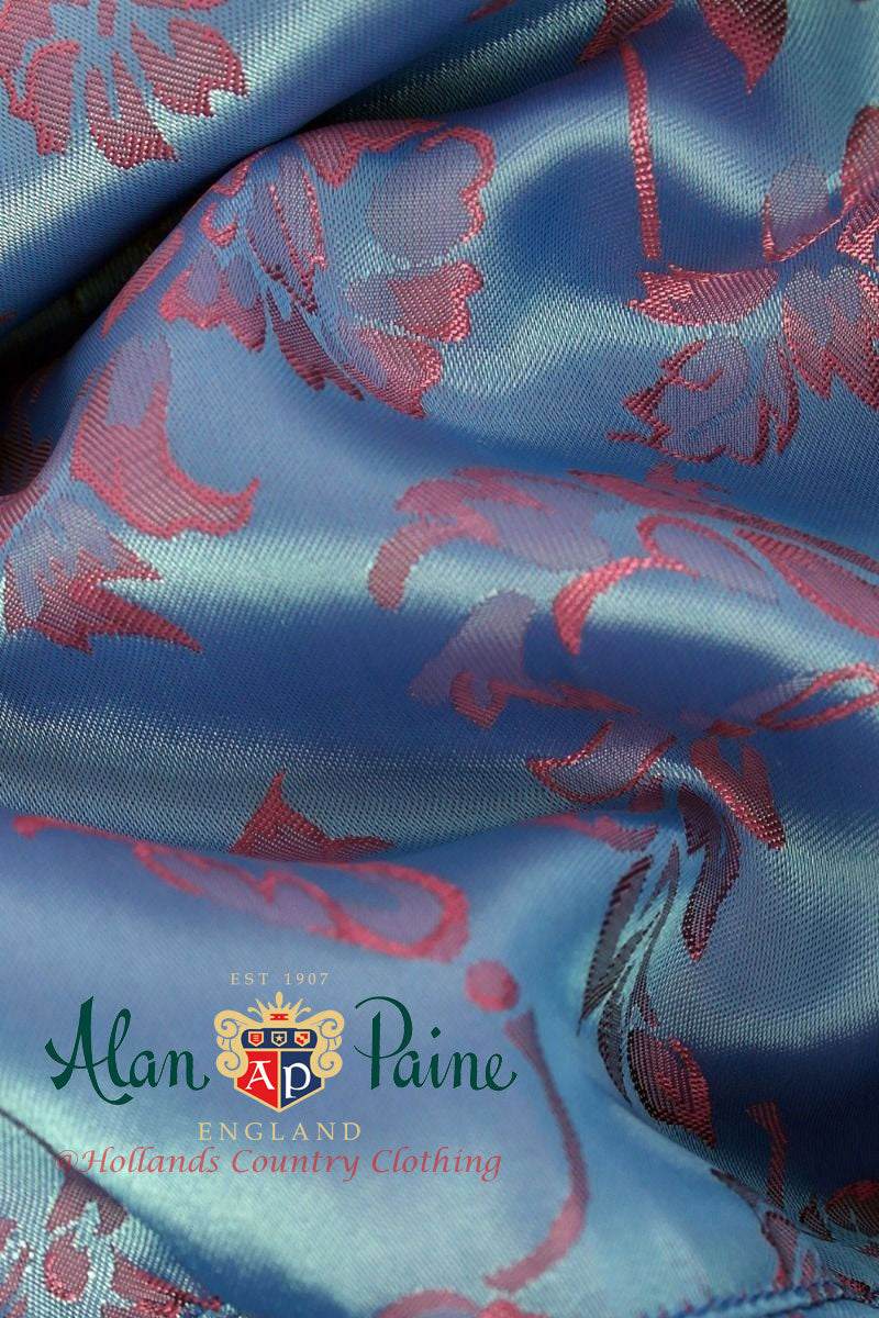 Attractive, sumptuous lining with delightful flower design