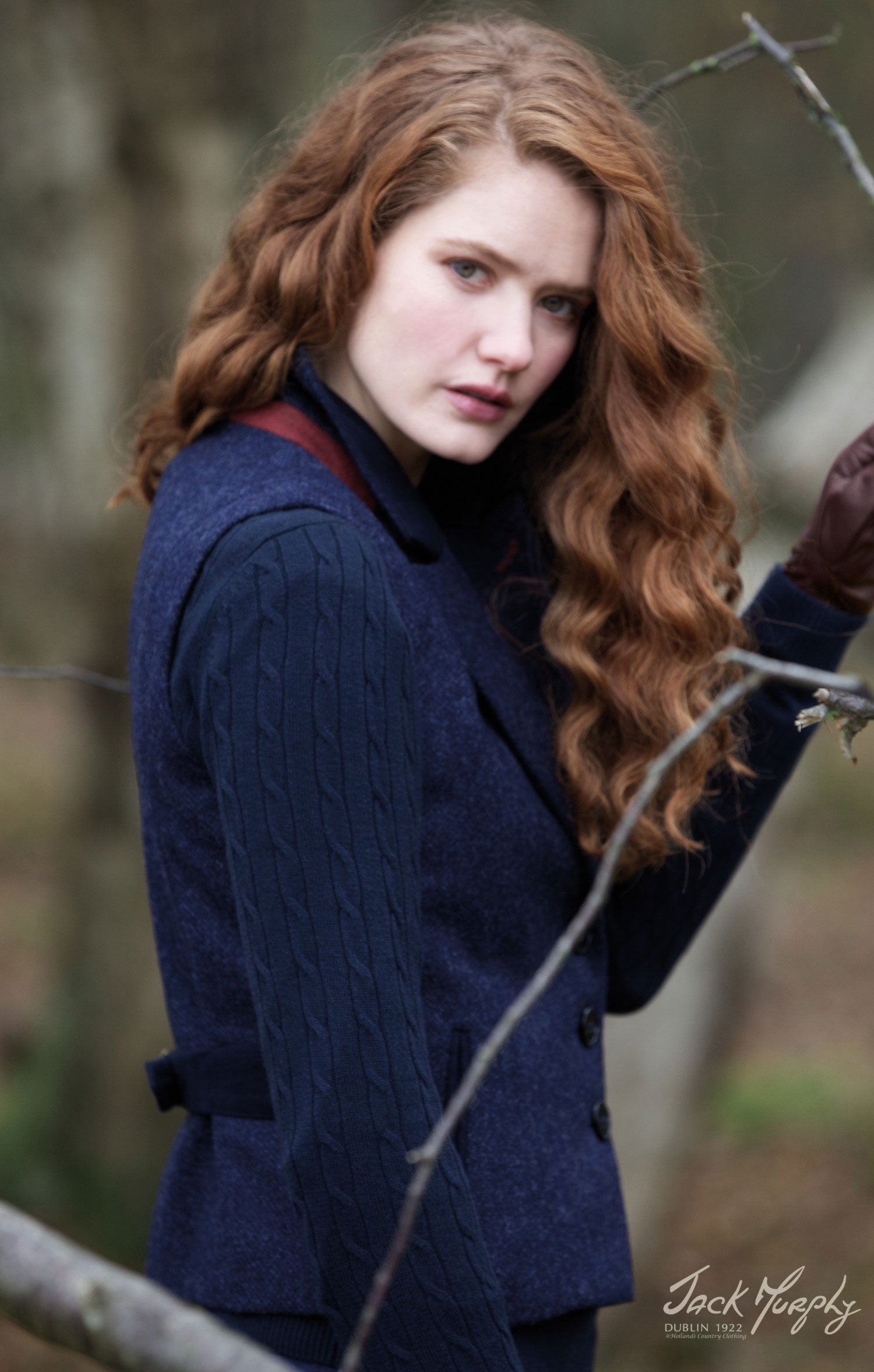 cable sleeve view Jack Murphy Katie Vee Neck Sweater | Heritage Navy