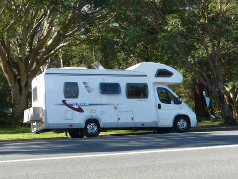 Motorhome Parked (credit: picman2, Pixabay)