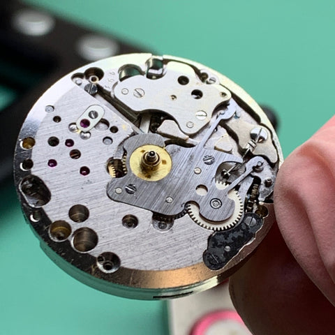 Servicing a 1950's Vulcain Cricket Alarm calibre 120 family watch 