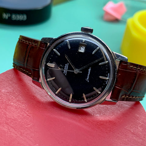 Servicing a 1960's Omega Seamaster Calibre 562