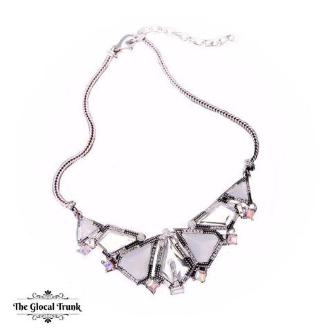 https://www.theglocaltrunk.com/products/chatuyant-antique-necklace