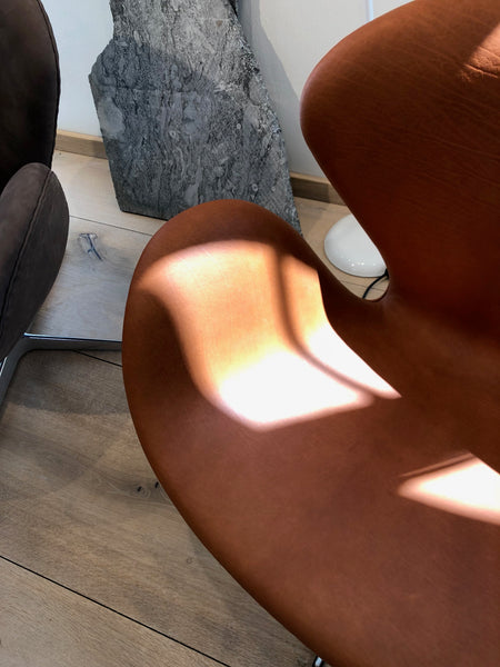Arne Jacobsen Egg Chair - Sorensen Leather