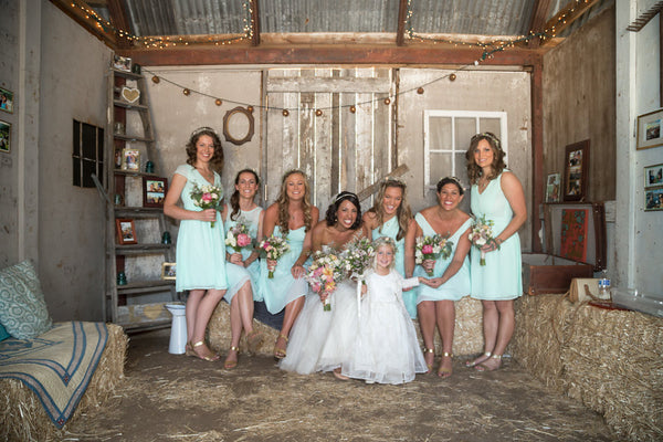 wedding in barn DIY handcrafter