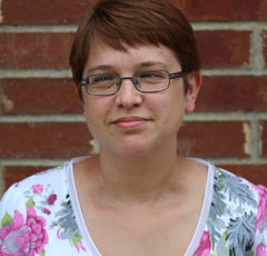 Karen Robinson, indie dyer for Round Table Yarns