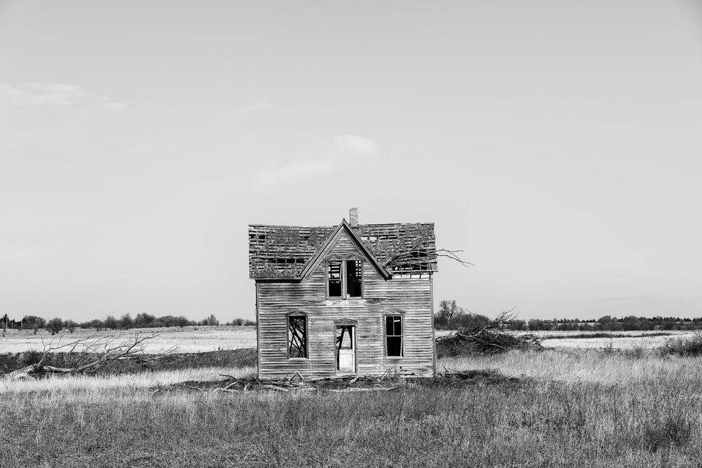 Abandoned farm house on the American prairie. Click the photo to buy a fine art print.