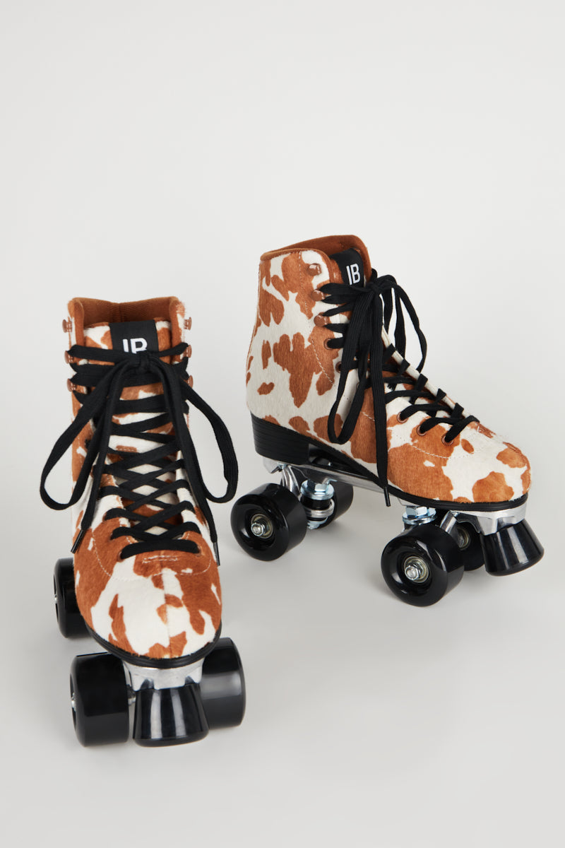Intentionally Blank Whip It Skates Size 37
