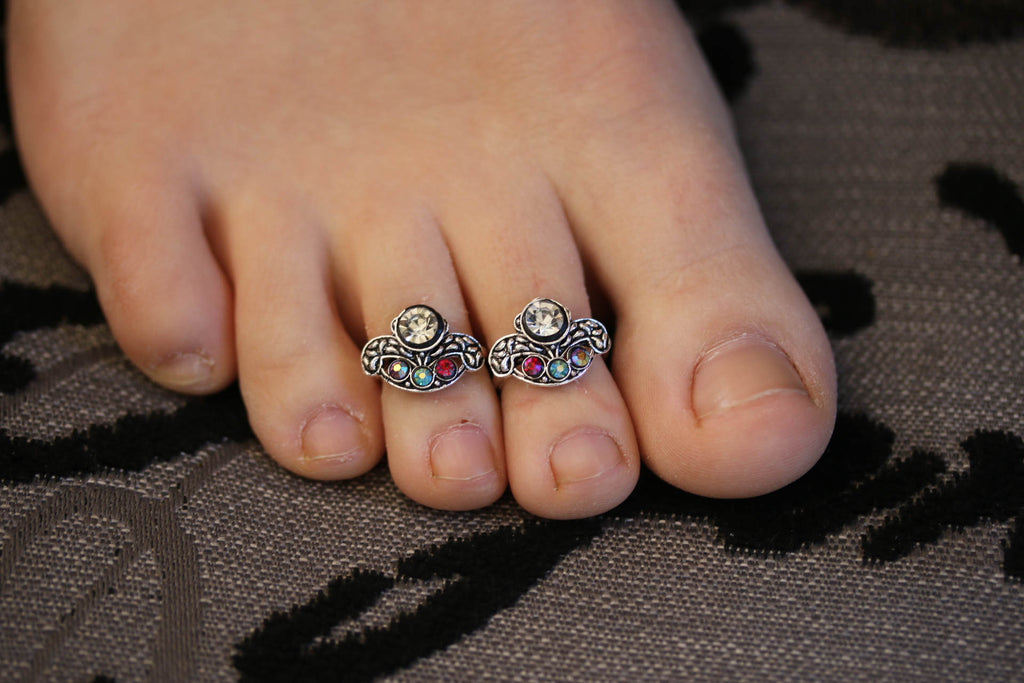 silver ring for foot finger