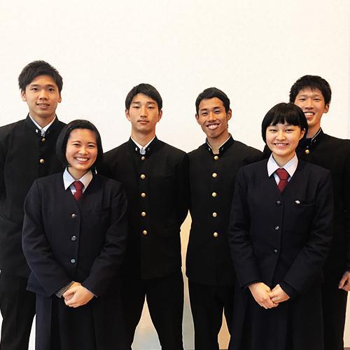 Students from Shizuoka Commercial High School