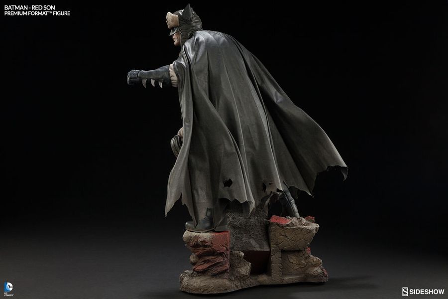 batman red son statue