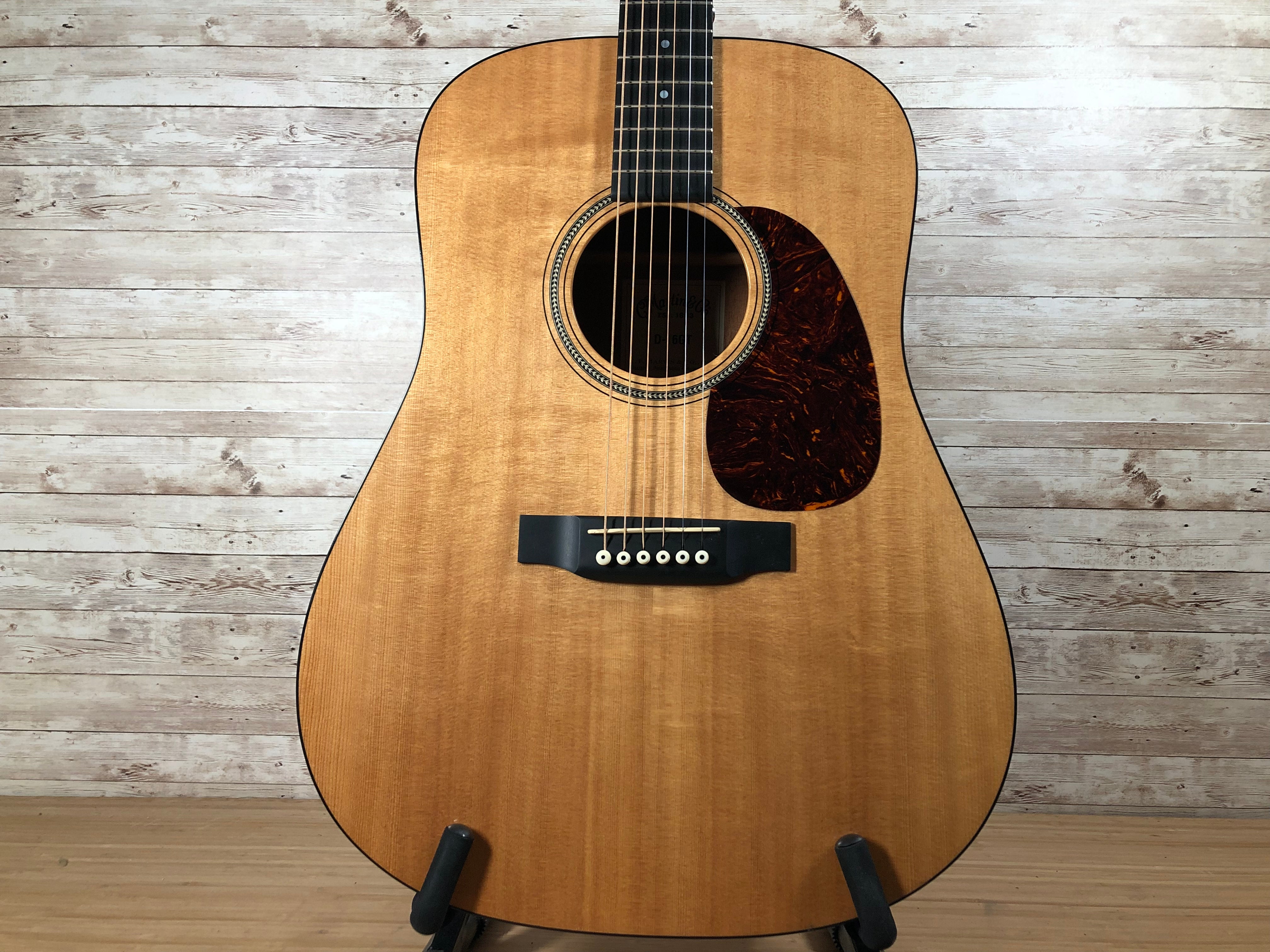 martin D-16GT 純正ハードケース付 2017年購入 - 楽器/器材