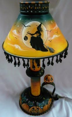 Scare Your Guests with These Spooky Halloween Lamps - Read more at www.ilikethatlamp.com