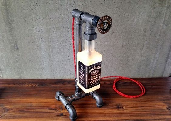 12 DIY Jack Daniel’s Whiskey Bottle Lamps Men Will Love - Read more at www.ilikethatlamp.com