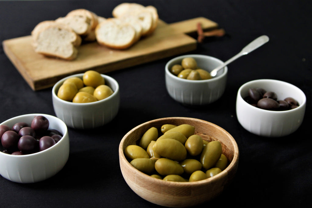 Oliven probieren und vergleichen