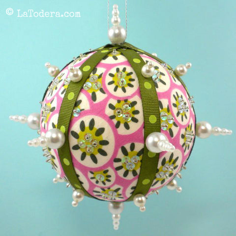 Free Pattern La Todera Christmas Ornaments