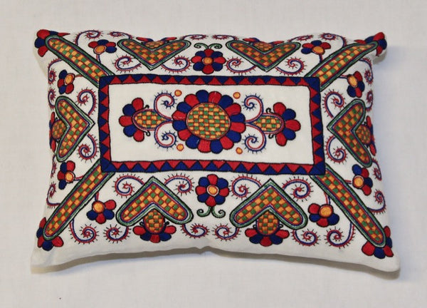 Pandora de Balthazár Dream Catcher decorative pillow cover.