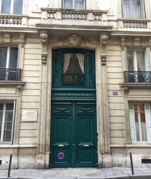 Door to Edith Wharton’s apartment building Paris