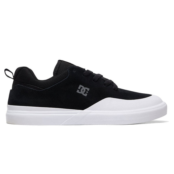 dc skateboarding shoes