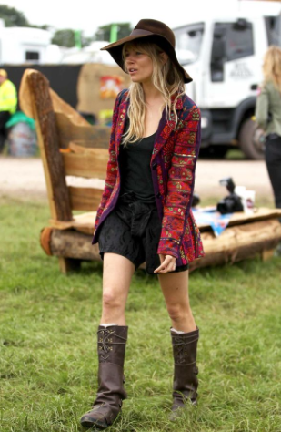 Sienna Miller's cowgirl boho look takes over the fashion world