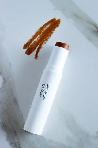 pinch of colour waterless skin tint