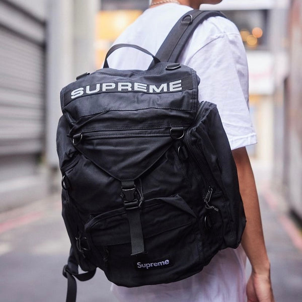 supreme field backpack 黒-