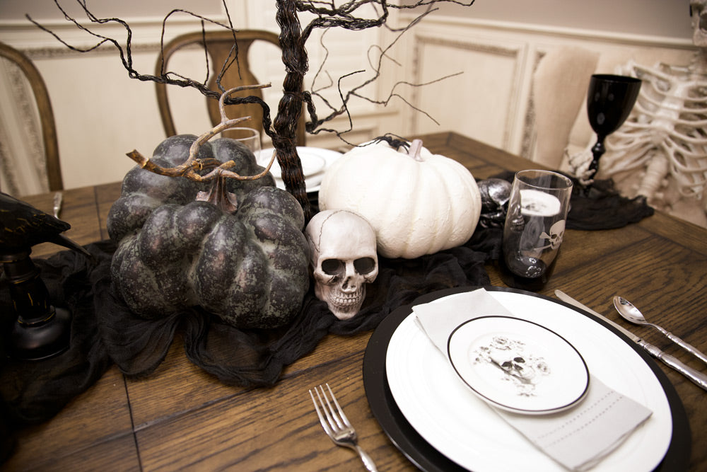 halloween dining room table decor