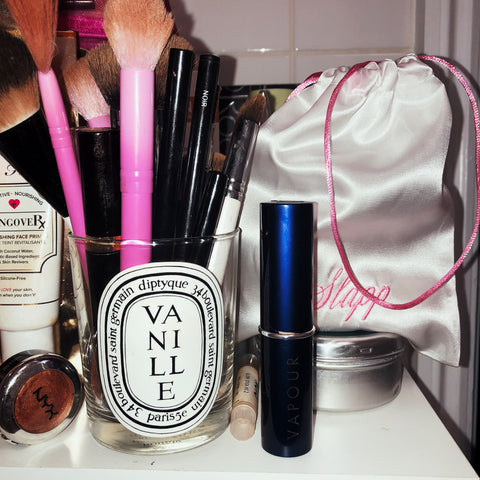 Slapp Bag  Vapour Beauty Makeup Top Shelfie