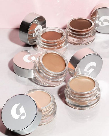 Best summer beauty products - concealer - Slapp app - Glossier 