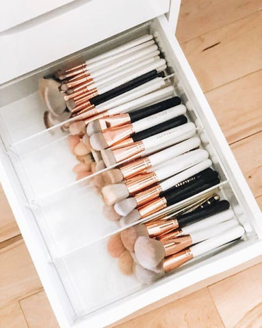 How To Clean Makeup Brushes - Slapp 