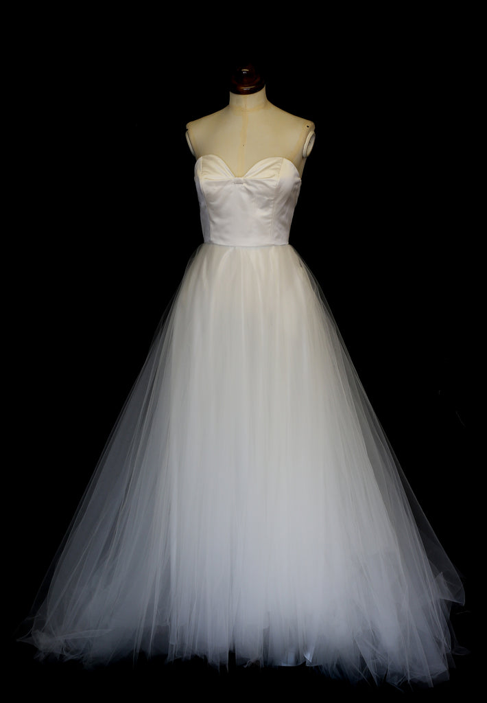 bespoke tulle wedding dress alexandra king