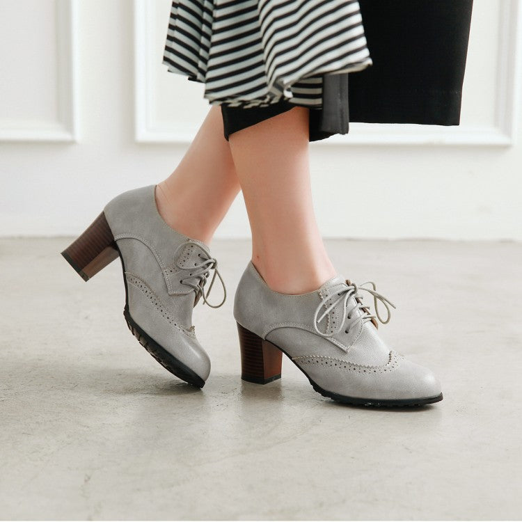 Women's Retro Tied Carved Medium Heel Oxford Shoes