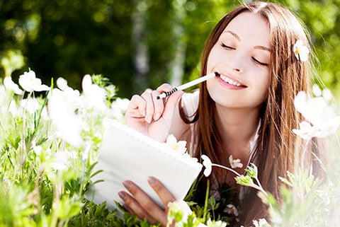 6 Reasons Why People Who Journal On a Daily Basis Are Happier 2
