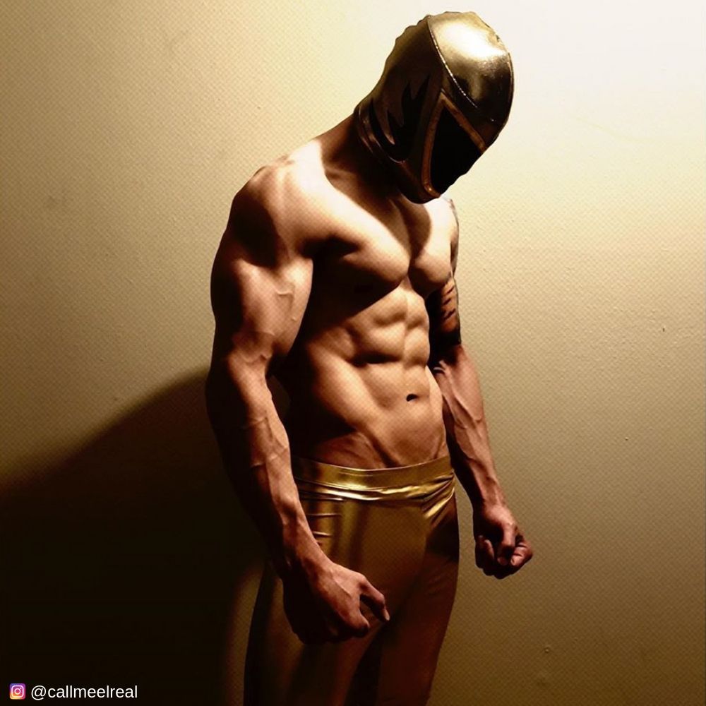 Mexican wrestler in gold metallic kapow meggings