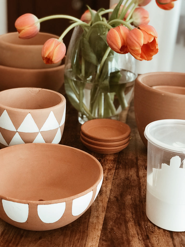 DIY: Hand-painted Ceramic Mid Century Modern Pottery by Turquoise and Tobacco