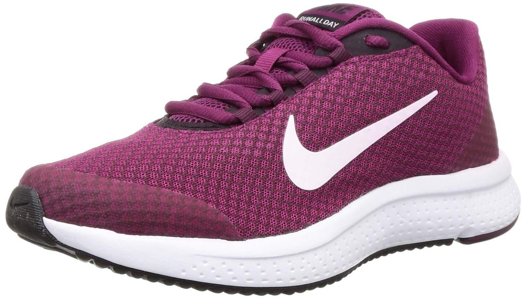 burgundy nike womens running shoes