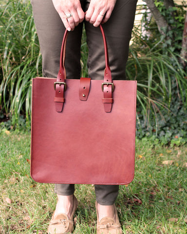 Madison Deluxe Tote in Bourbon