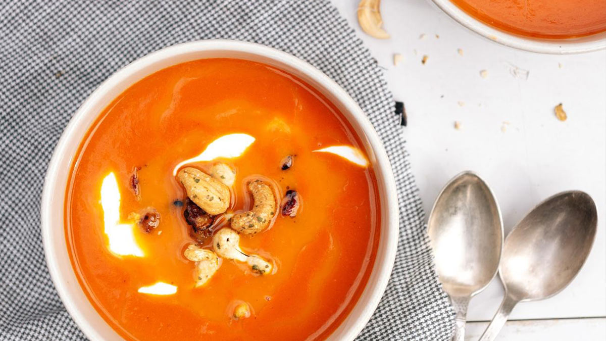 GrandyOats Garlic and Herb Cashews Roasted Veggie Soup