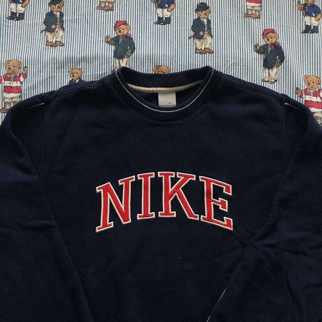 vintage nike spellout crewneck