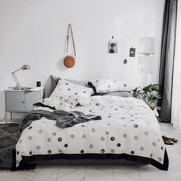 black and white quilt bedding