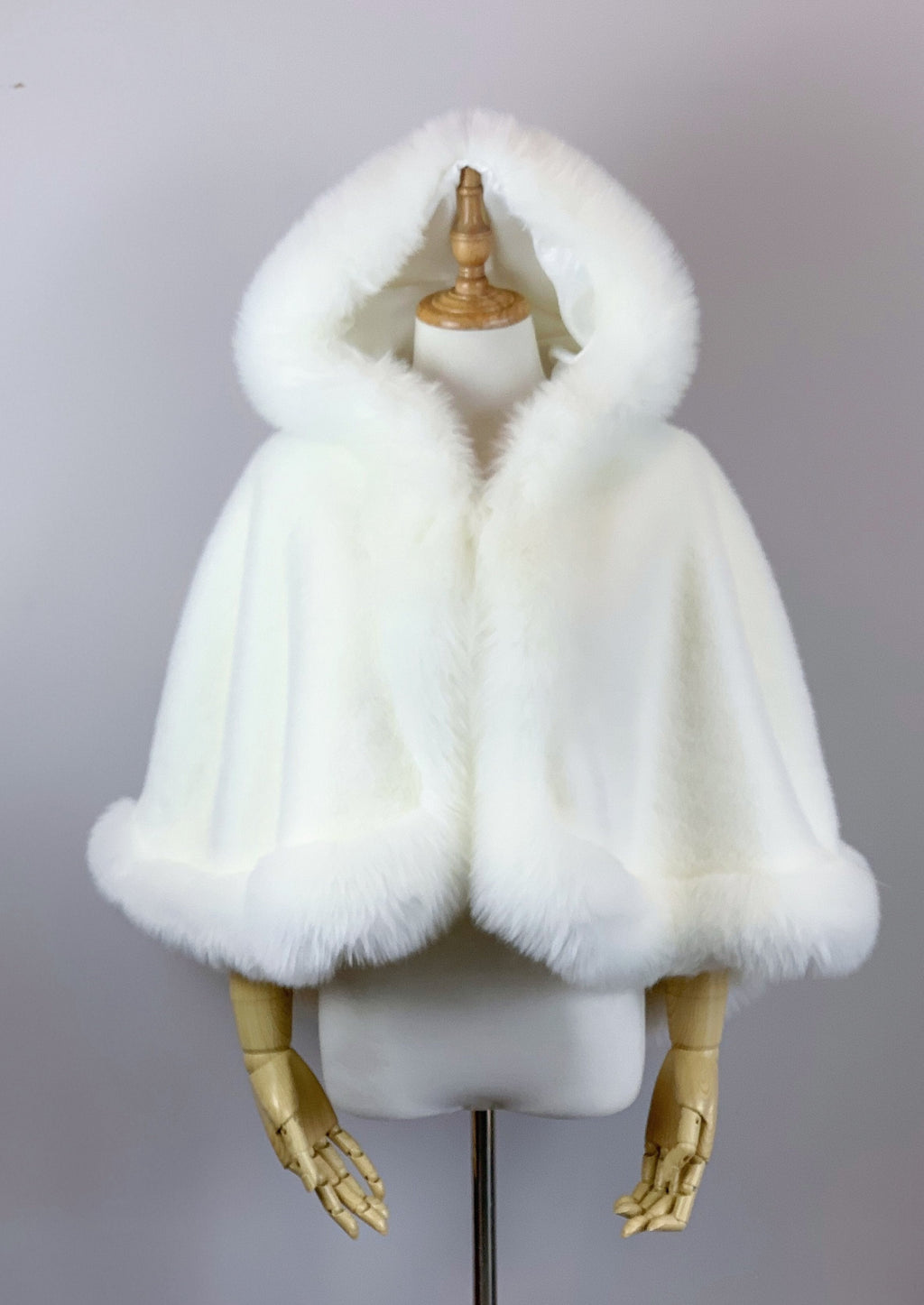 Ivory Fur Wht01) – Sissily Designs