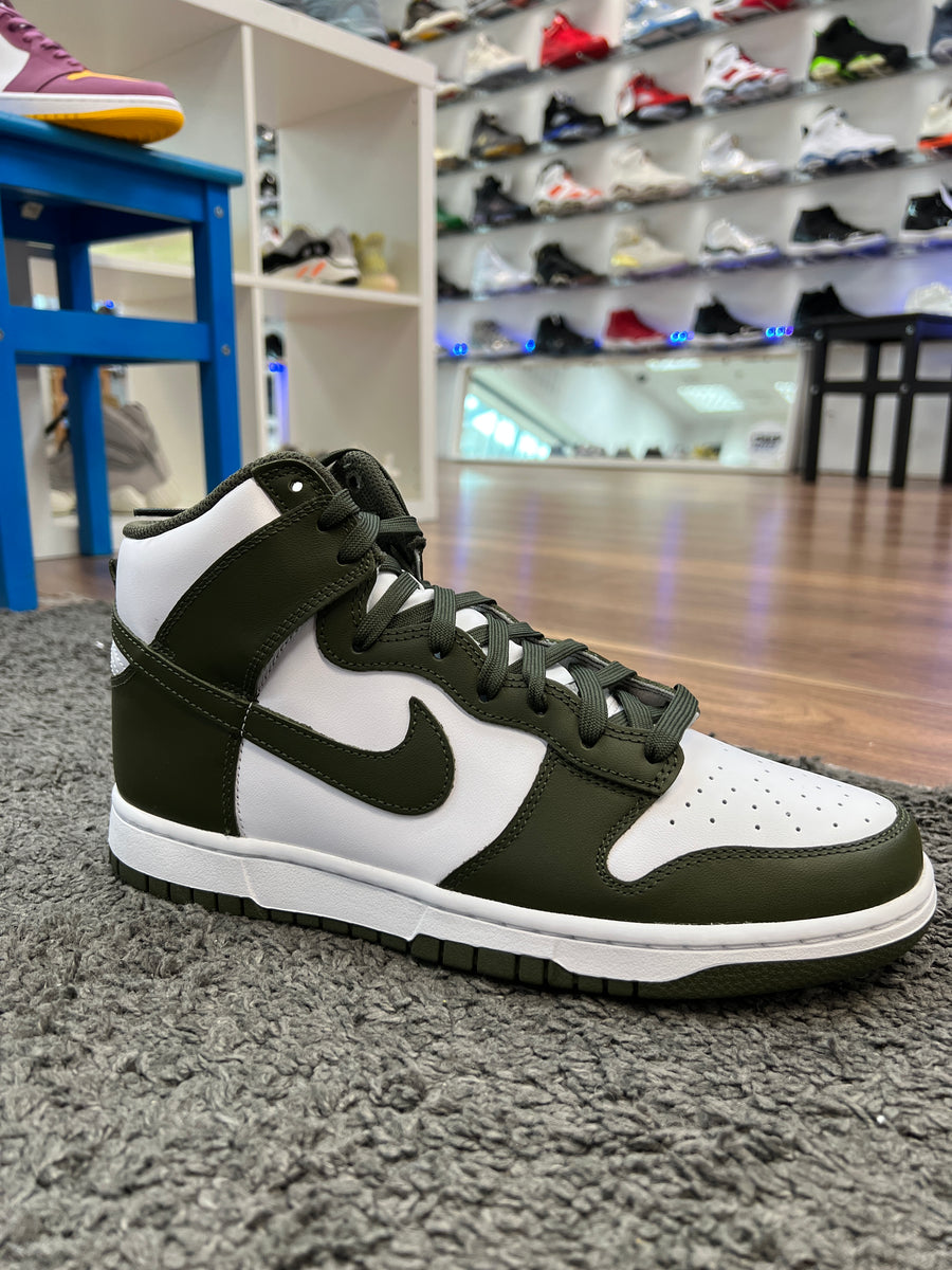 khaki dunks